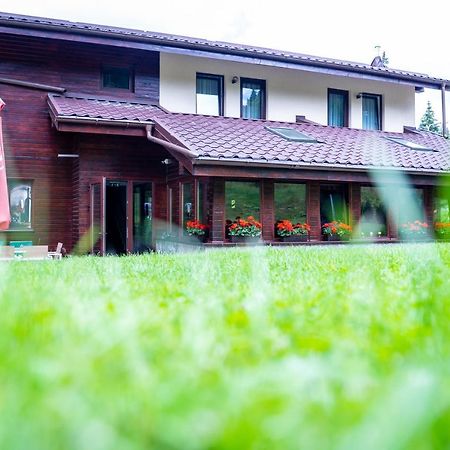 Pensiunea Campionilor Predeal Exterior foto